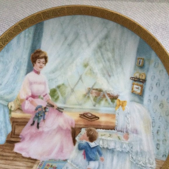 Vintage R J Ernst Enterprises The Mommy & Me Series baby's sleeping plate ba - Picture 2 of 5
